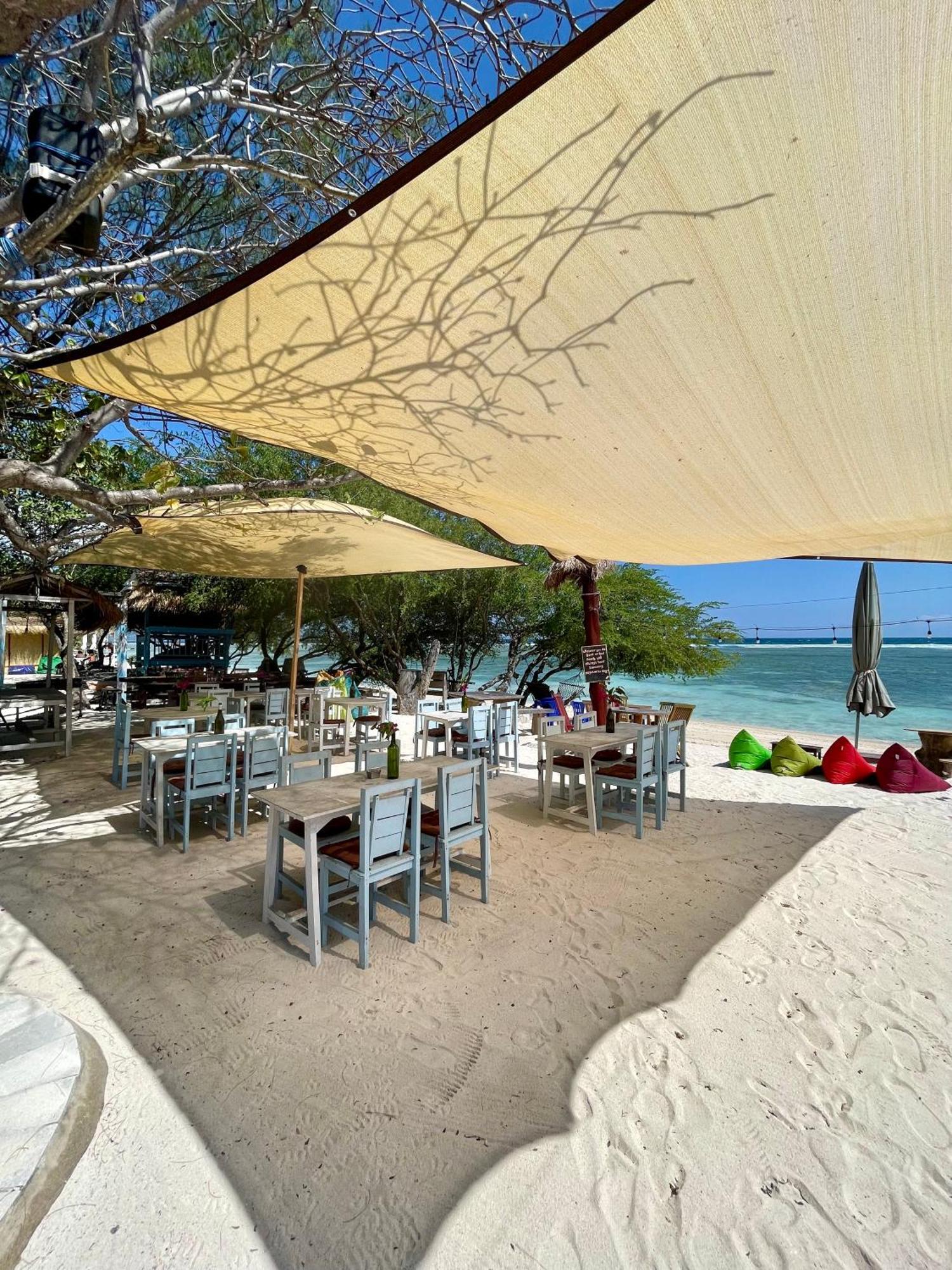 Hotel The Exile Sunsetpoint Gili Trawangan Exterior foto